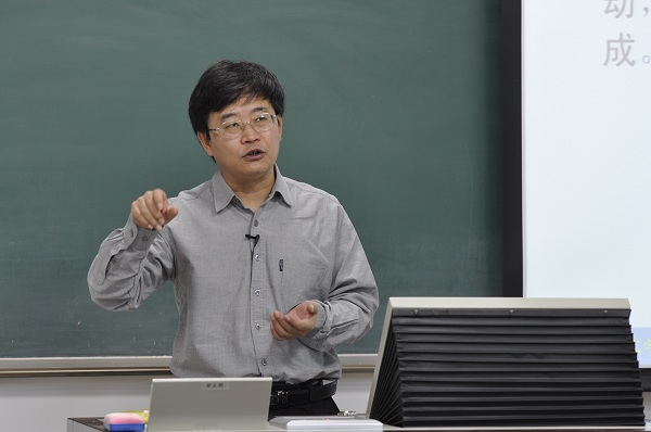 上课时的情景,2013年,北师大.jpg 上课时的情景,2013年,北师大.jpg